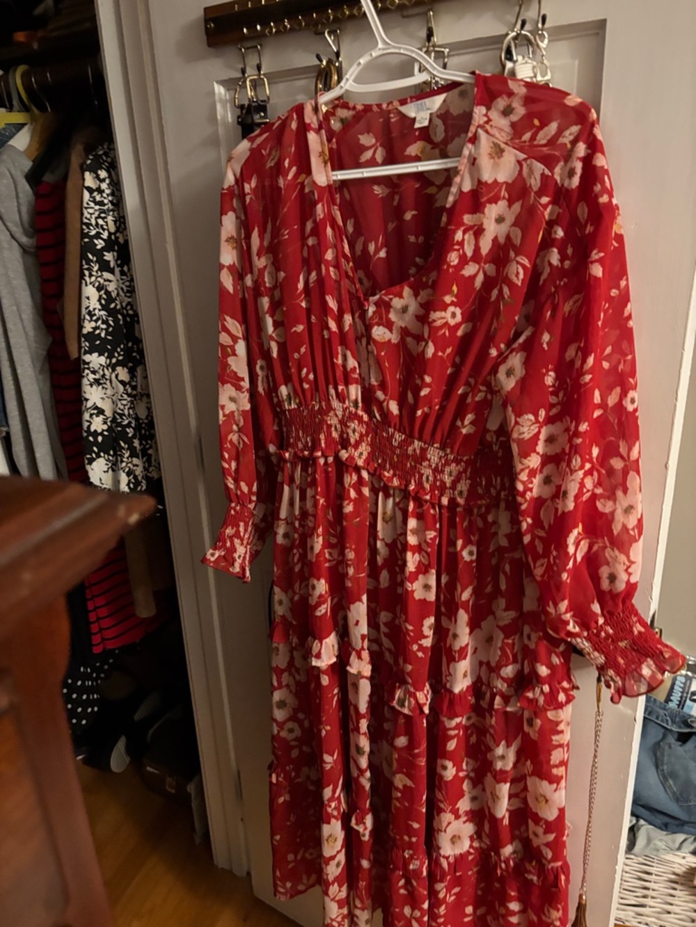Time and Tru Red Floral Long-Sleeve Tiered Midi Dress12-14 size, never worn